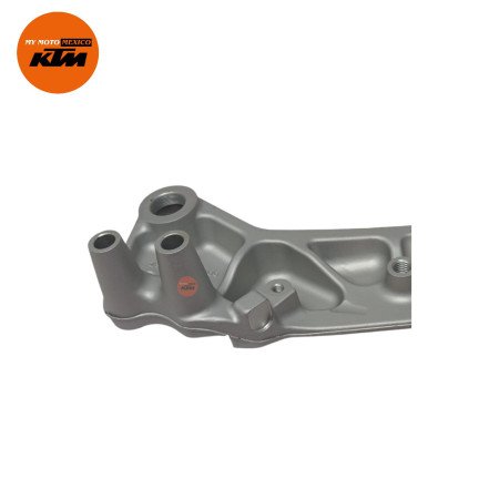 BASE DE POSAPIES DELANTERO DERECHO KTM HUSQVARNA SVARTPILEN 250