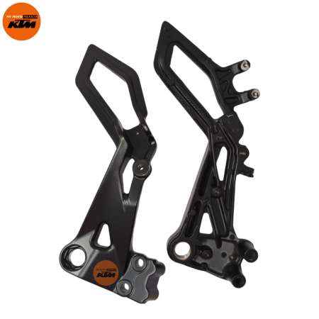 KIT DE SOPORTES DE BASE DE POSAPIES DERECHO E IZQUIERDO KTM RC 200 RC 390