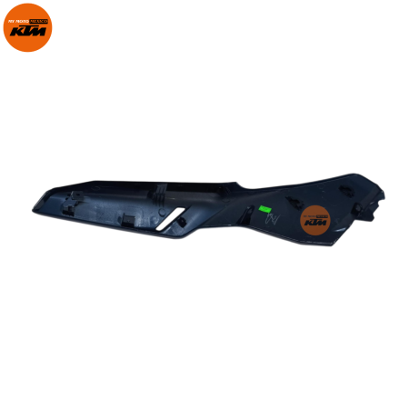 TAPA DE TANQUE DERECHO KTM DUKE 390 GEN-3