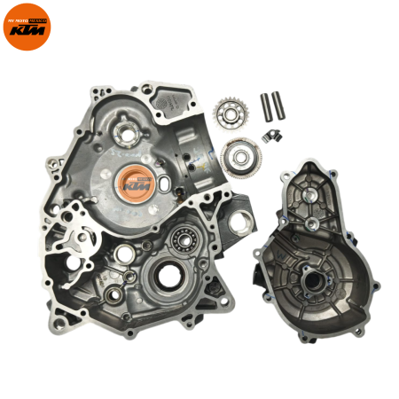 KIT DE CARTER Y TAPA  ESTATOR IZQUIERDO DE KTM DUKE 390 GEN-3