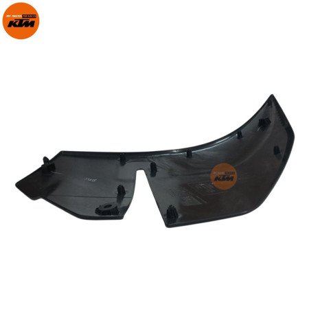 FAIRING OUTER RH