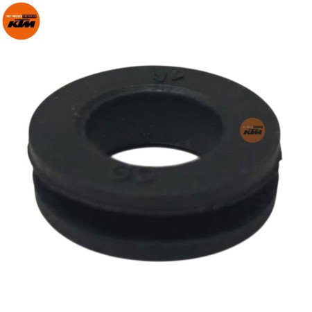 GROMMET FENDER FRONT