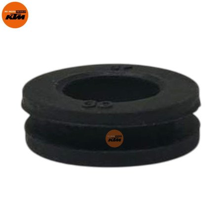 GROMMET FENDER FRONT
