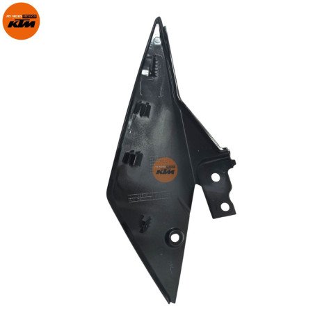 SEAT COWL BOTTOM RH BLACK