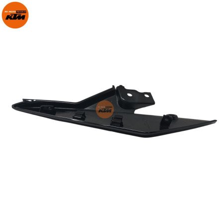 SEAT COWL BOTTOM RH BLACK