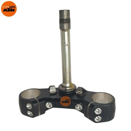 BRACKET UNDER BLACK
