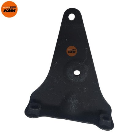 BRACKET BELLY PAN LOWER